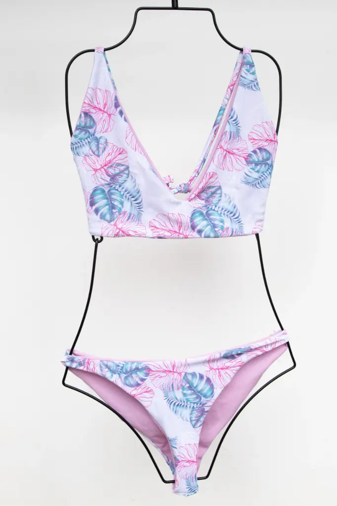 BIKINI FLOWER